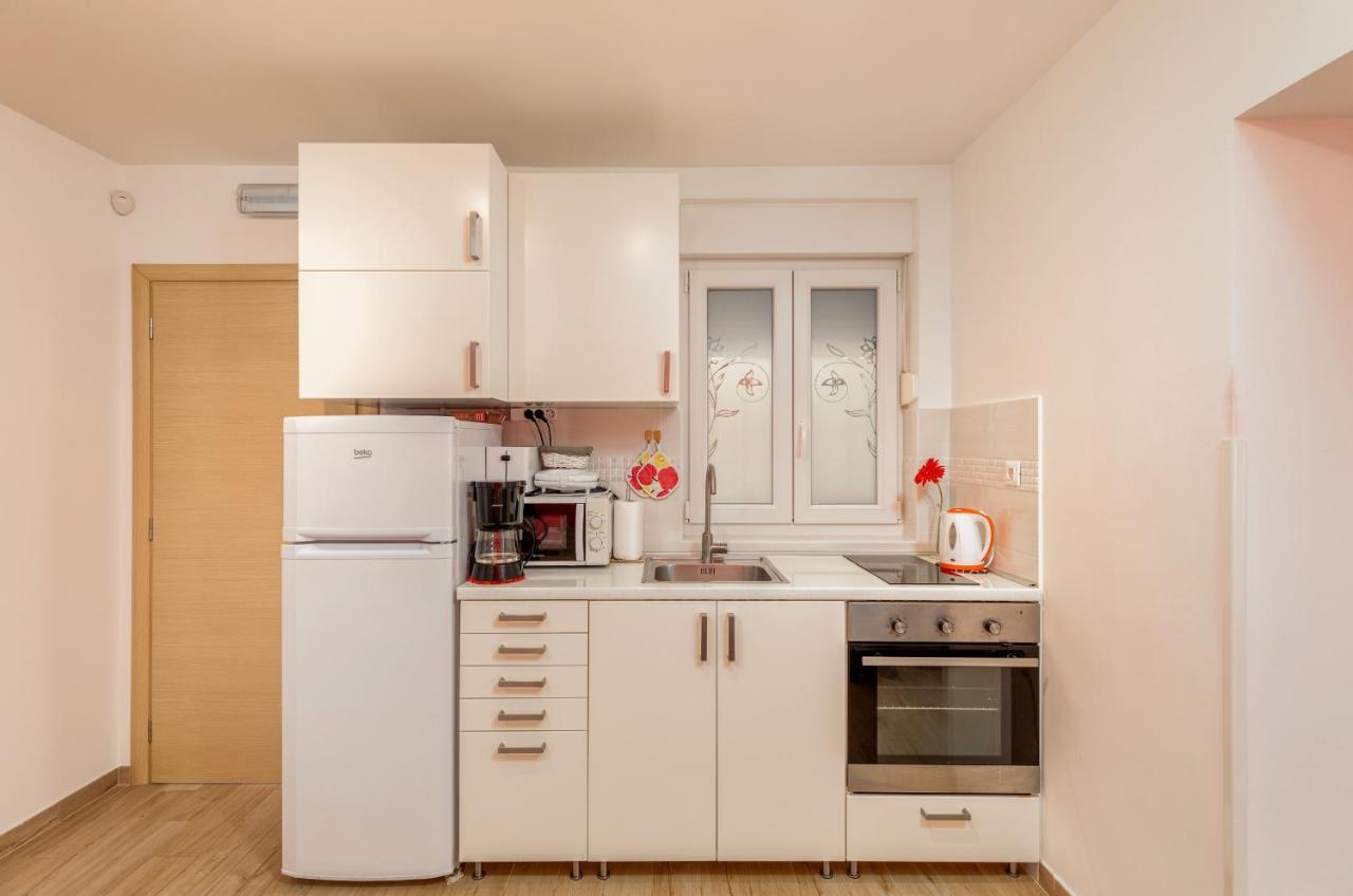 Apartments Hortensia Пула Екстериор снимка