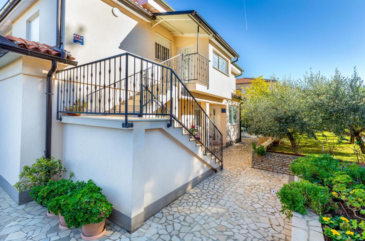 Apartments Hortensia Пула Екстериор снимка