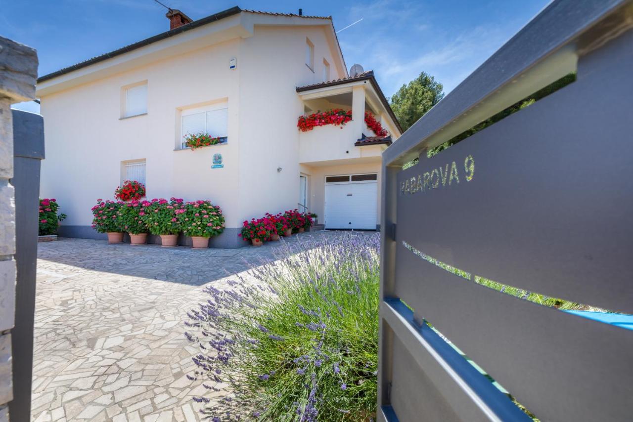Apartments Hortensia Пула Екстериор снимка