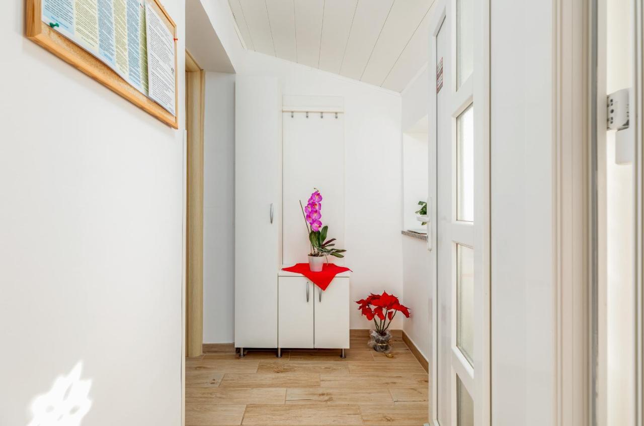Apartments Hortensia Пула Екстериор снимка