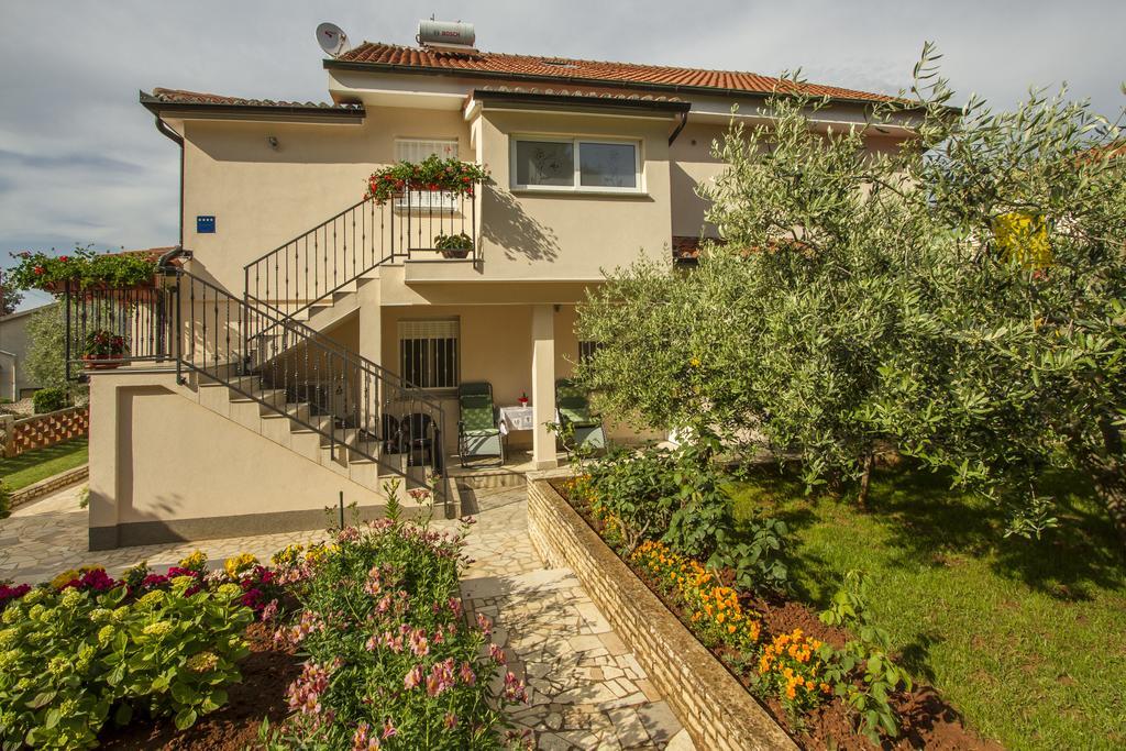 Apartments Hortensia Пула Екстериор снимка